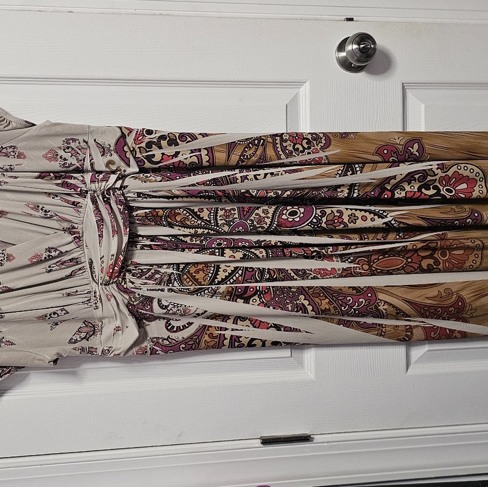 Elegant Paisley Maxi Dress